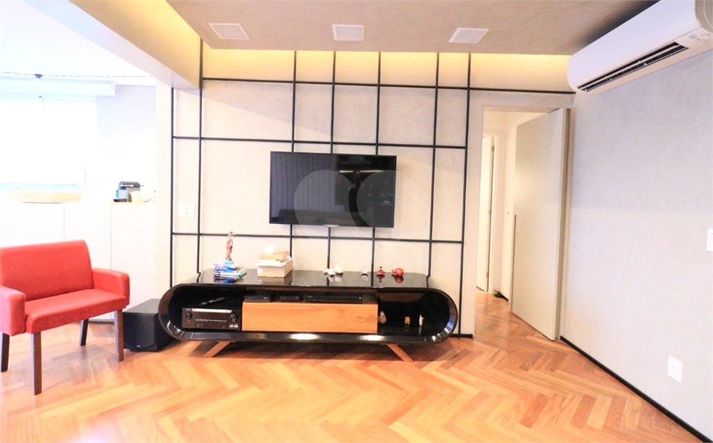 Apartamento à venda com 2 suítes em Indianópolis, São Paulo, SP