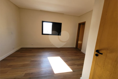Casa à venda com 3 suítes no condomínio Floradas Paratey, São José dos Campos - SP