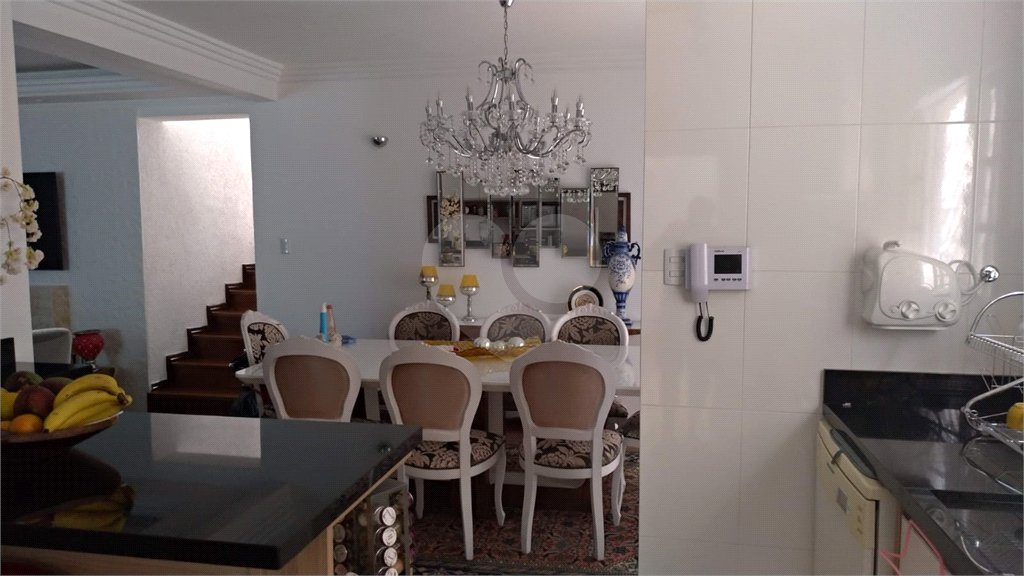 Sobrado à venda com 3 quartos, sendo 1 suíte, em Jardim Franca, São Paulo, SP