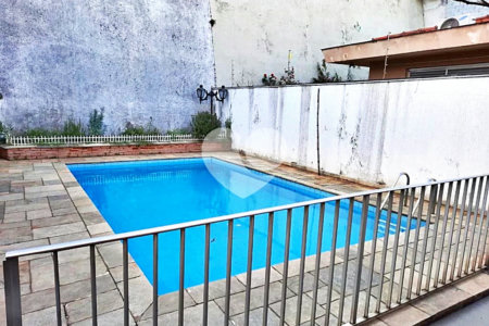 Sobrado à venda com 4 quartos, sendo 2 suítes, em Jardim São Bento, São Paulo, SP