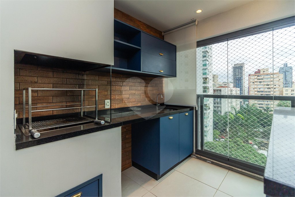 Apartamento à venda com 3 quartos, sendo 2 suítes, em Pinheiros, São Paulo, SP