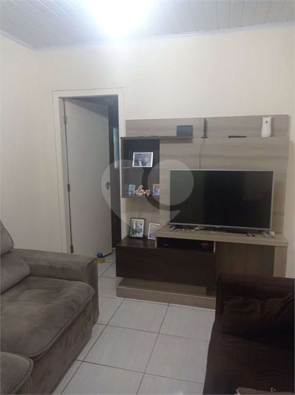 Casa à venda com 3 quartos, sendo 2 suítes, no condomínio Casa, São Paulo - SP