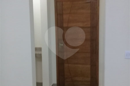 Casa à venda com 3 quartos, sendo 1 suíte,  em Loteamento Jardim Solares, Atibaia, SP