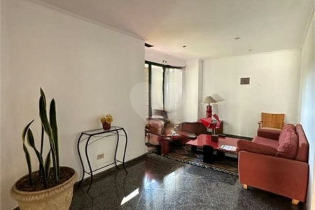 Apartamento para alugar com 3 quartos, sendo 1 suíte,  em Vila Andrade, São Paulo, SP