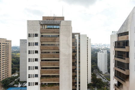 Duplex à venda com 6 quartos, sendo 4 suítes, em Alto de Pinheiros, São Paulo, SP