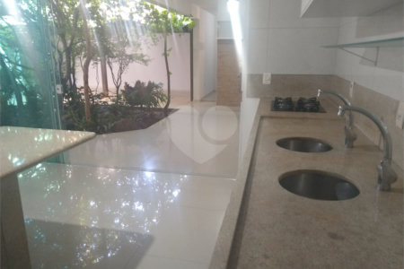 Casa à venda com 4 quartos, sendo 3 suítes, no condomínio Ibiti Royal Park, Sorocaba - SP
