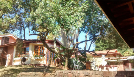 Casa à venda ou para alugar com 3 quartos, sendo 1 suíte,  em Roseira, Mairiporã, SP