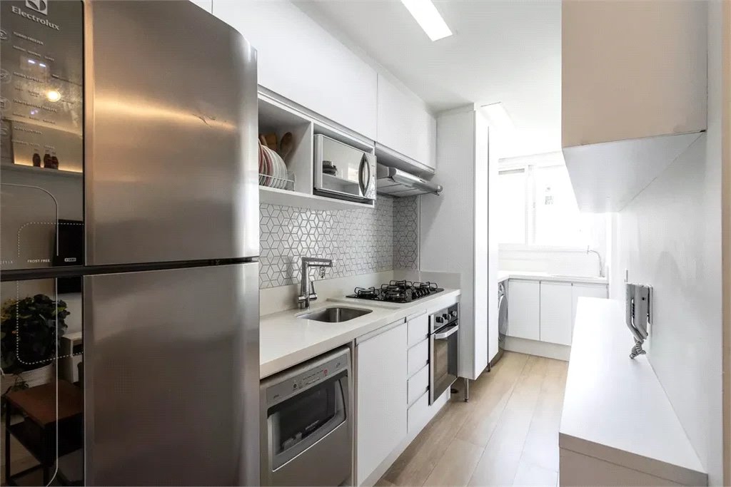 Apartamento à venda com 2 quartos, sendo 1 suíte, em Vila Anastácio, São Paulo, SP