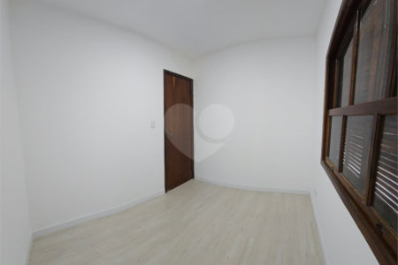 Sobrado à venda com 3 quartos, sendo 2 suítes, em Ferreira, São Paulo, SP