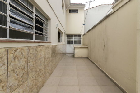 Casa à venda com 5 quartos, sendo 1 suíte, em Vila Nova Conceição, São Paulo, SP