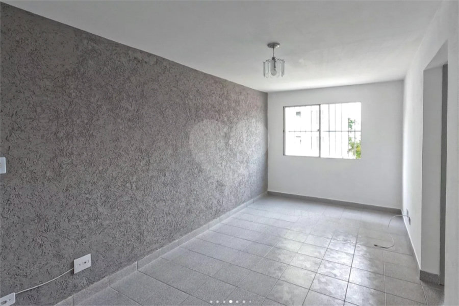 Apartamento à venda com 2 quartos em Horto, São Paulo, SP
