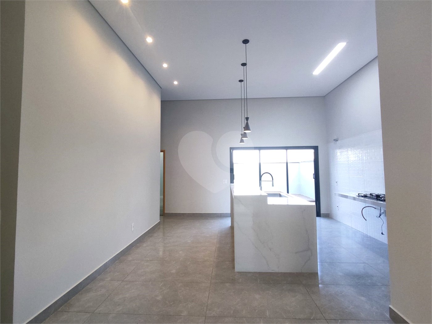 Casa à venda ou para alugar com 3 suítes no condomínio Lagos D'icaraí, Salto - SP