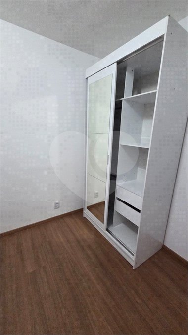 Apartamento à venda com 2 quartos em Vila Zat, São Paulo, SP