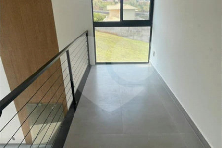 Casa à venda ou para alugar com 3 suítes no condomínio Villa Real, Bragança Paulista - SP