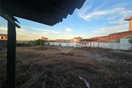 Terreno à venda em Vila Romanópolis, Ferraz de Vasconcelos, SP