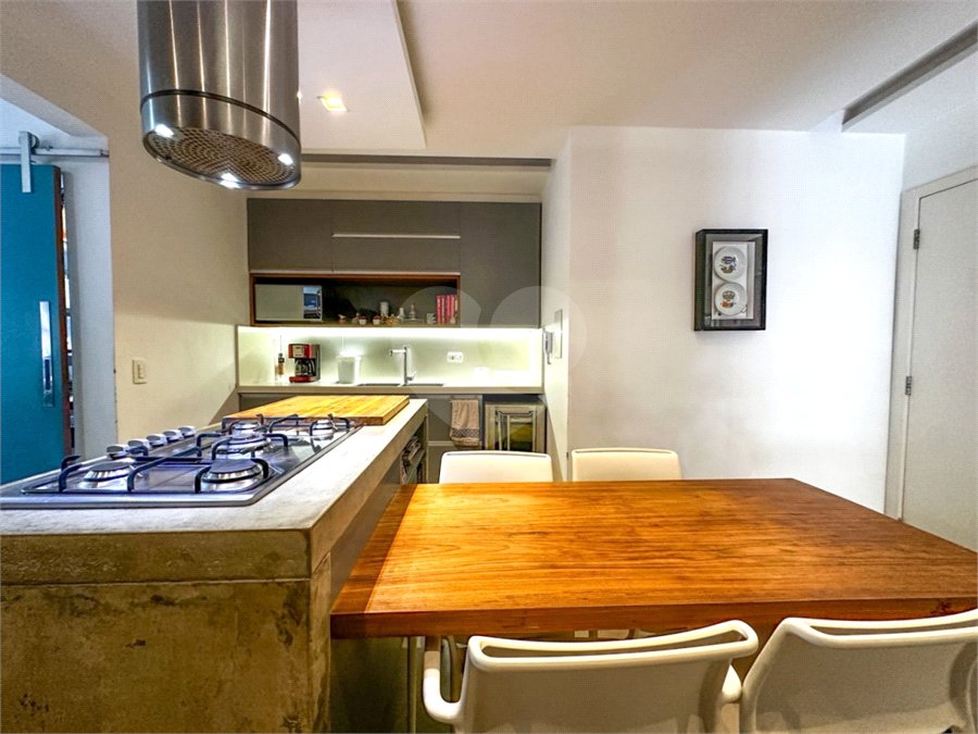 Apartamento à venda com 3 quartos, sendo 1 suíte, em Vila Sofia, São Paulo, SP