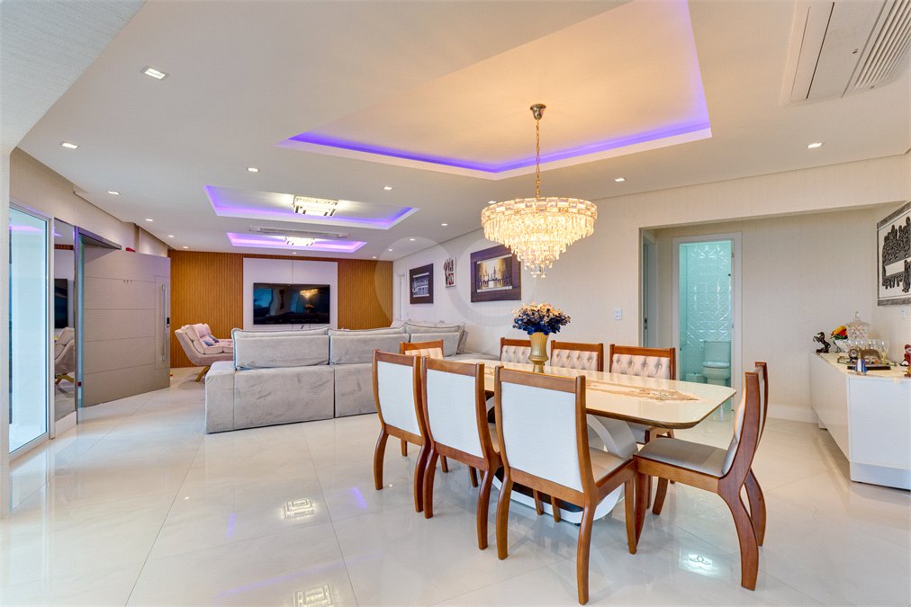 Apartamento à venda com 4 suítes em Vila Sofia, São Paulo, SP