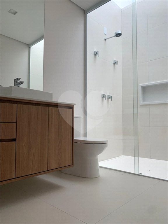 Casa à venda com 3 suítes no condomínio Residencial London Park, Indaiatuba - SP