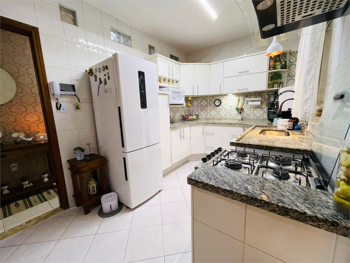 Casa à venda com 2 quartos, sendo 1 suíte, em Vila Olímpia, Sorocaba, SP
