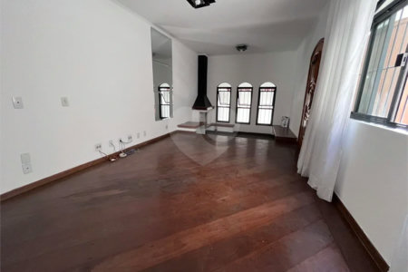 Casa à venda com 3 quartos, sendo 1 suíte, em Jardim São Paulo(zona Norte), São Paulo, SP