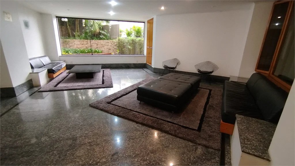 Duplex para alugar com 3 suítes em Real Parque, São Paulo, SP