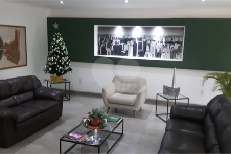 Apartamento de 2 quartos à venda perto do Metrô Paraíso! Excelente localização!