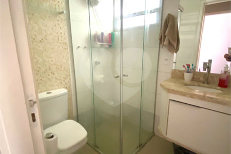 Casa com piscina para venda no Terra nova