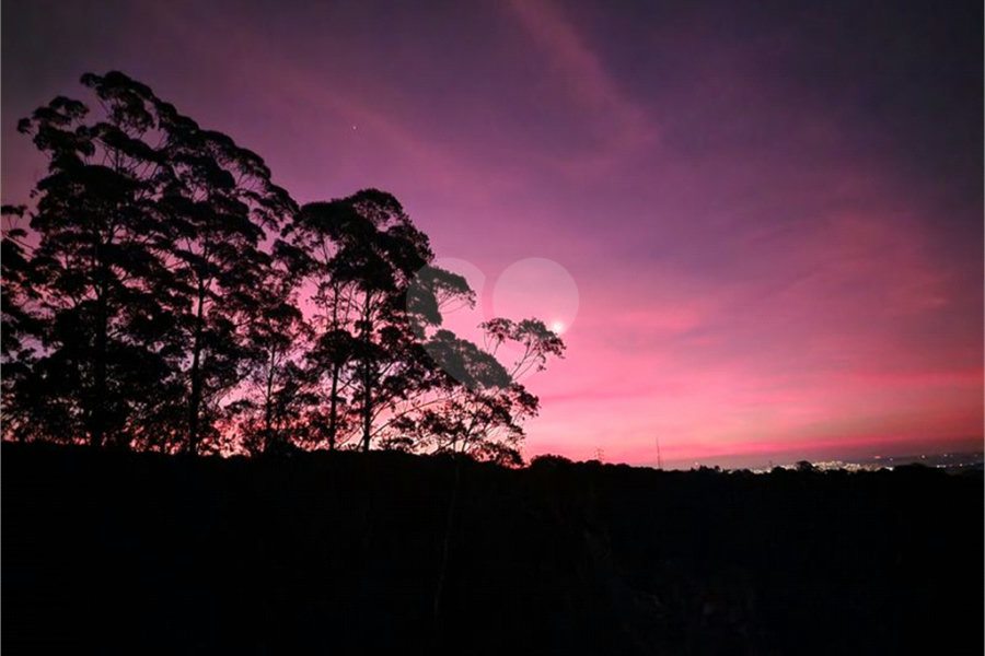 Casa à venda com 3 suítes no condomínio Parque Imperial da Cantareira, Mairiporã - SP