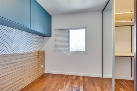 Apartamento à venda com 3 quartos, sendo 1 suíte, em Santo Amaro, São Paulo, SP