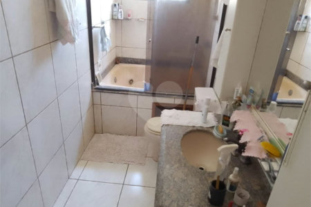 Apartamento à venda com 3 quartos, sendo 1 suíte, no Centro, Araraquara, SP