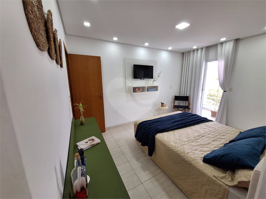 Sobrado à venda com 4 quartos, sendo 2 suítes, em Nova Petrópolis, São Bernardo do Campo, SP