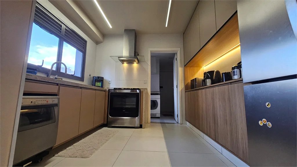 Apartamento à venda ou para alugar com 3 suítes em Brooklin Paulista, São Paulo, SP
