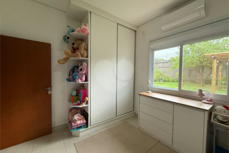 Casa à venda com 3 quartos, sendo 1 suíte,  no condomínio Reserva dos Vinhedos, Louveira - SP