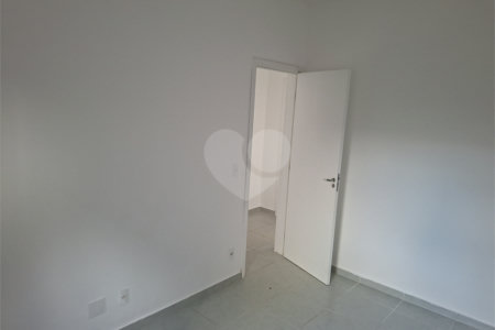 Casa à venda com 2 quartos no condomínio Villagio Allegro, Itapetininga - SP