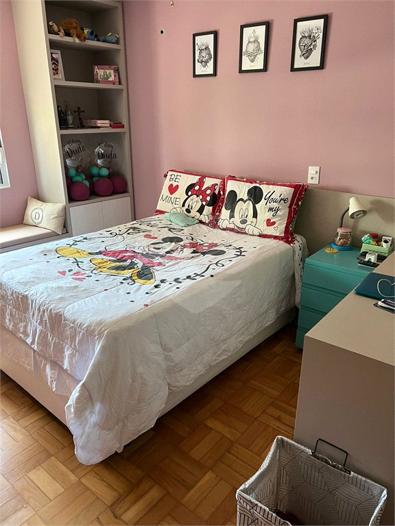 Sobrado à venda com 3 quartos, sendo 1 suíte, em Vila Alexandria, São Paulo, SP