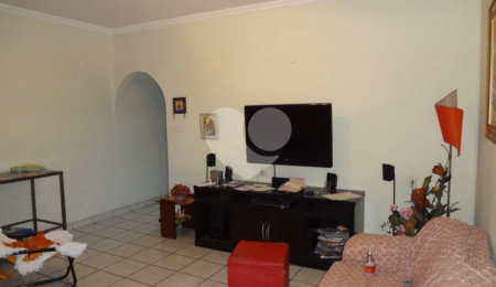 Casa Térrea à venda ou para alugar com 3 quartos, sendo 2 suítes,  em Limão, São Paulo, SP