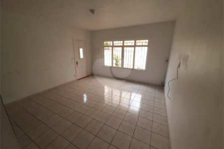 Sobrado à venda com 2 quartos em Vila Perreli, Poá, SP