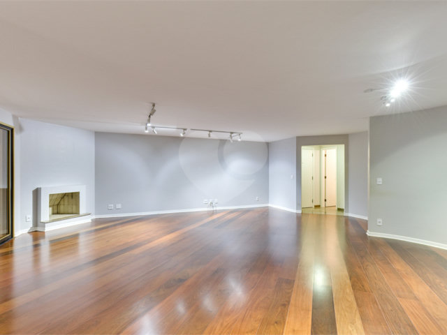 Apartamento à venda com 3 suítes em Granja Julieta, São Paulo, SP