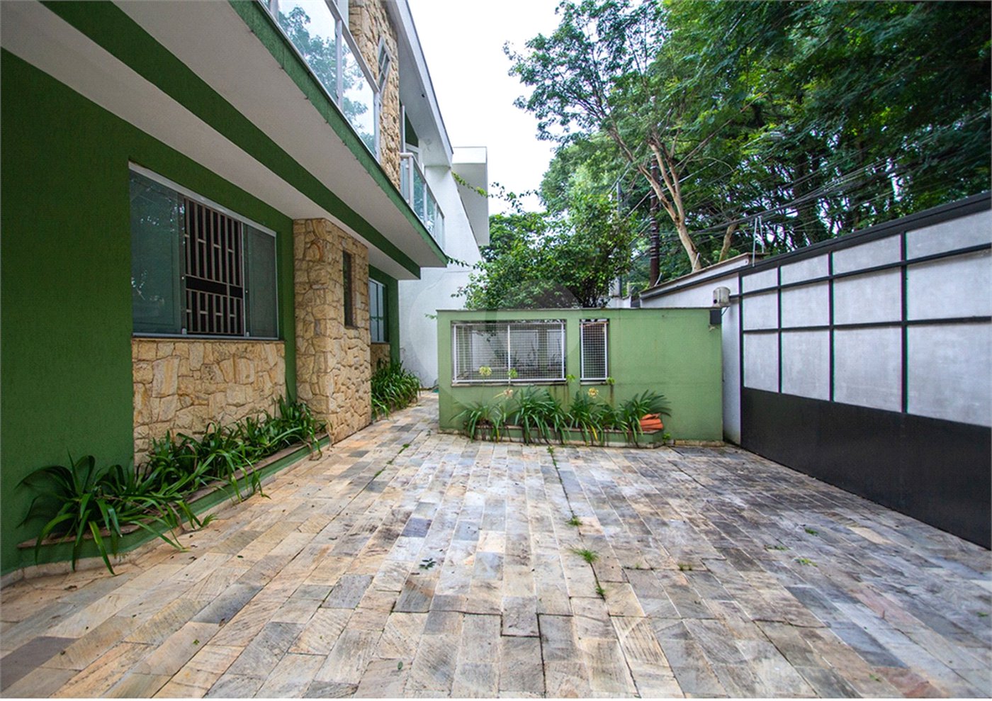 Sobrado à venda com 5 suítes em Jardim São Bento, São Paulo, SP