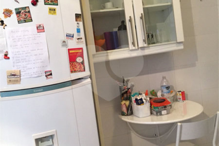Apartamento à venda com 3 quartos, sendo 1 suíte, em Vila Andrade, São Paulo, SP