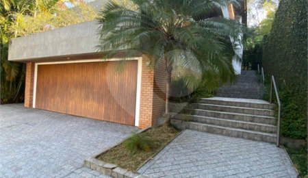 Casa à venda com 3 suítes em Fazenda Morumbi, São Paulo, SP