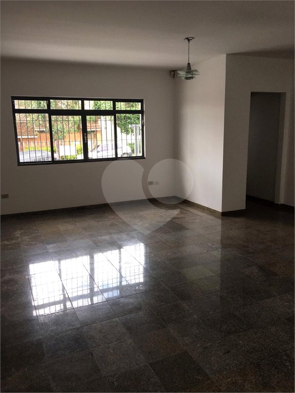 Casa à venda com 4 quartos, sendo 1 suíte, em Loteamento Loanda, Atibaia, SP