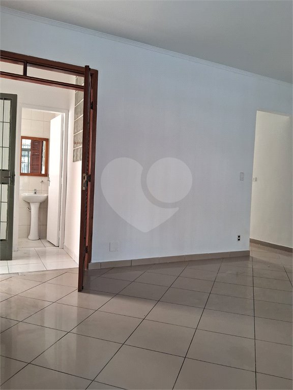 Sobrado para alugar com 3 quartos, sendo 1 suíte,  em Vila Progredior, São Paulo, SP