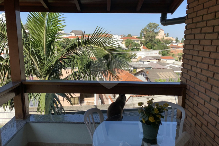 Sobrado à venda com 5 suítes em Santana, São Paulo, SP