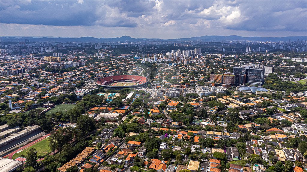 Casa à venda com 5 suítes em Jardim Morumbi, São Paulo, SP