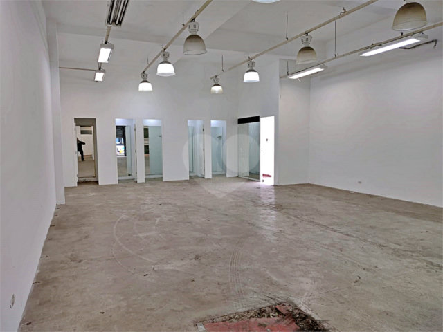 Salão Comercial à venda ou para alugar em Santo Amaro, São Paulo, SP