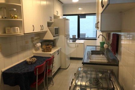 Apartamento à venda com 3 quartos, sendo 2 suítes, em Cerqueira César, São Paulo, SP