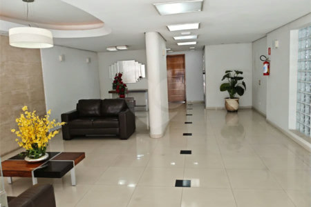 Apartamento à venda com 3 quartos, sendo 1 suíte, em Vila Ester (zona Norte), São Paulo, SP