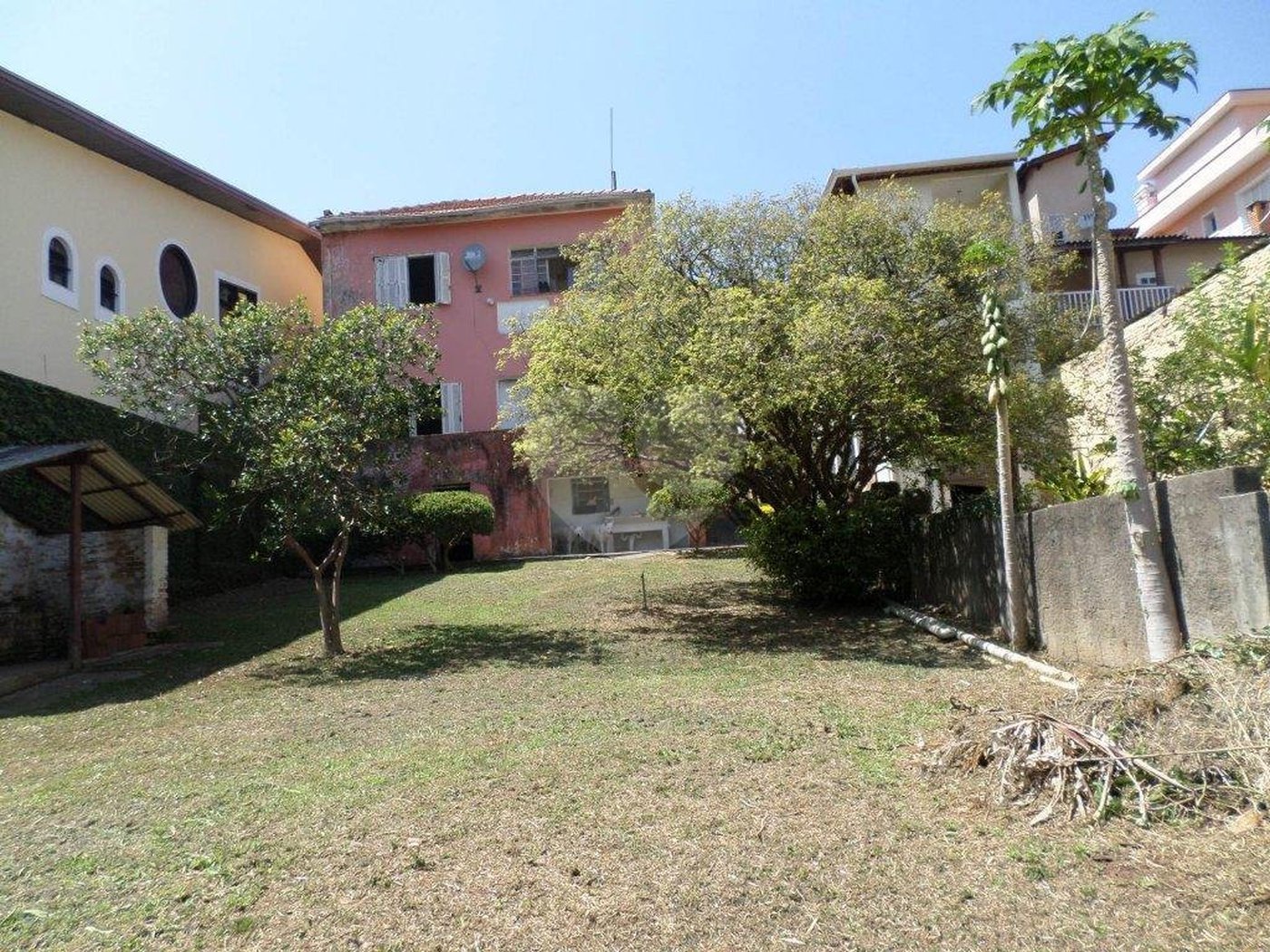 Sobrado à venda com 6 quartos em Jardim Floresta, São Paulo, SP