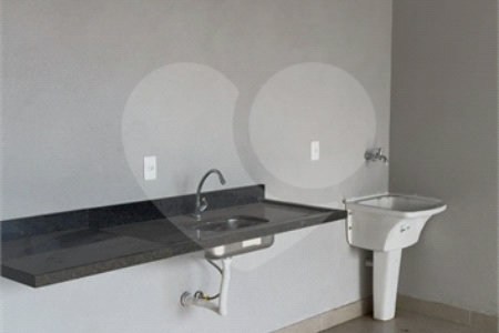 Casa à venda com 2 quartos no condomínio Sá Campelo, São Paulo - SP